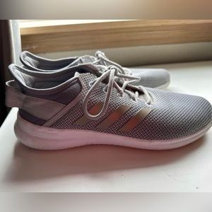 Grey Adidas Wms 9.5